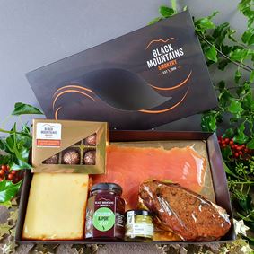 Little Christmas Feast Hamper Gift Box