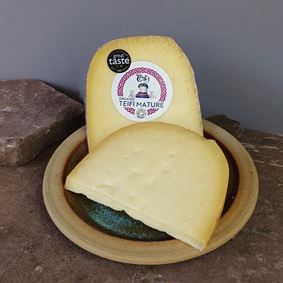 welsh-caws-teifi-mature-cheese